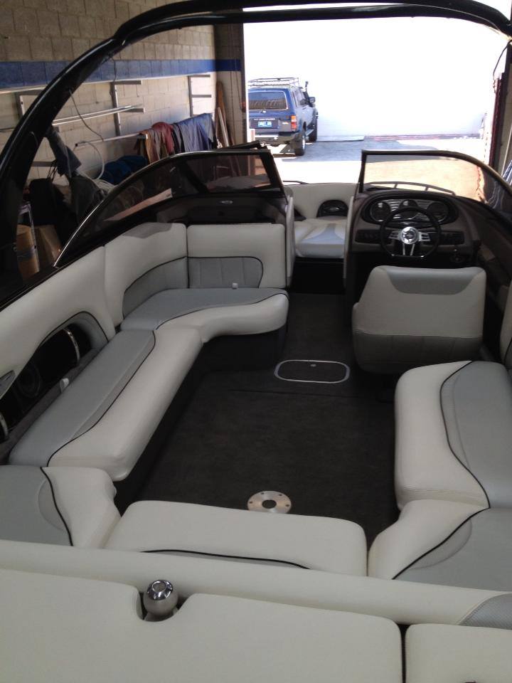 Malibu Wakesetter – Recover full upholstery and replace carpets-3